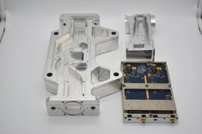 Pièces de fraisage de commande numérique par ordinateur d'axe du cas 4 d'aluminium de fraisage de commande numérique par ordinateur de communication faite sur commande